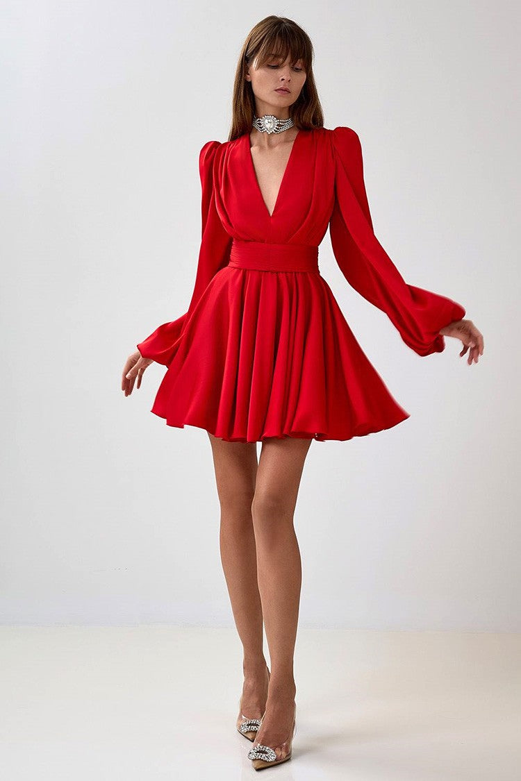 Robe courte ajustée chic à manches longues – Élégante et stylée pour toutes les occasions